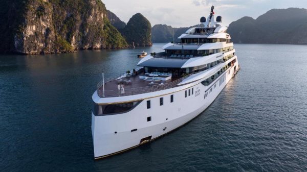 1박2일 6성급 그랜드 파이오니어스 할롱 베이 크루즈 (가이드- 식사- 입장권- 포함) GRAND PIONEERS HALONG BAY CRUISES 6STAR 2N1Đ - Ảnh 2