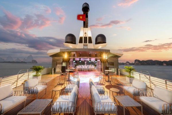 1박2일 6성급 그랜드 파이오니어스 할롱 베이 크루즈 (가이드- 식사- 입장권- 포함) GRAND PIONEERS HALONG BAY CRUISES 6STAR 2N1Đ - Ảnh 3